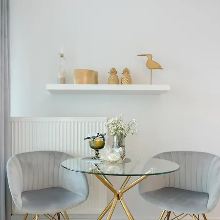 Pinea 620 - Easy - Rent Vi Pietro Z Widokiem Na Morze