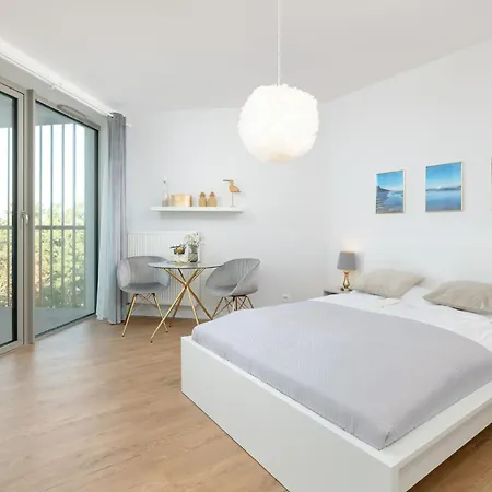 Pinea 620 - Easy - Rent Vi Pietro Z Widokiem Na Morze *