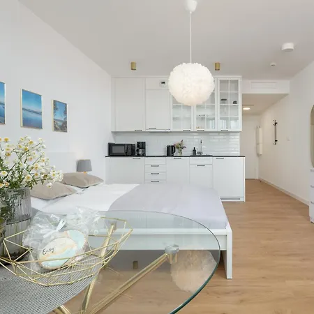 Pinea 620 - Easy - Rent Vi Pietro Z Widokiem Na Morze *